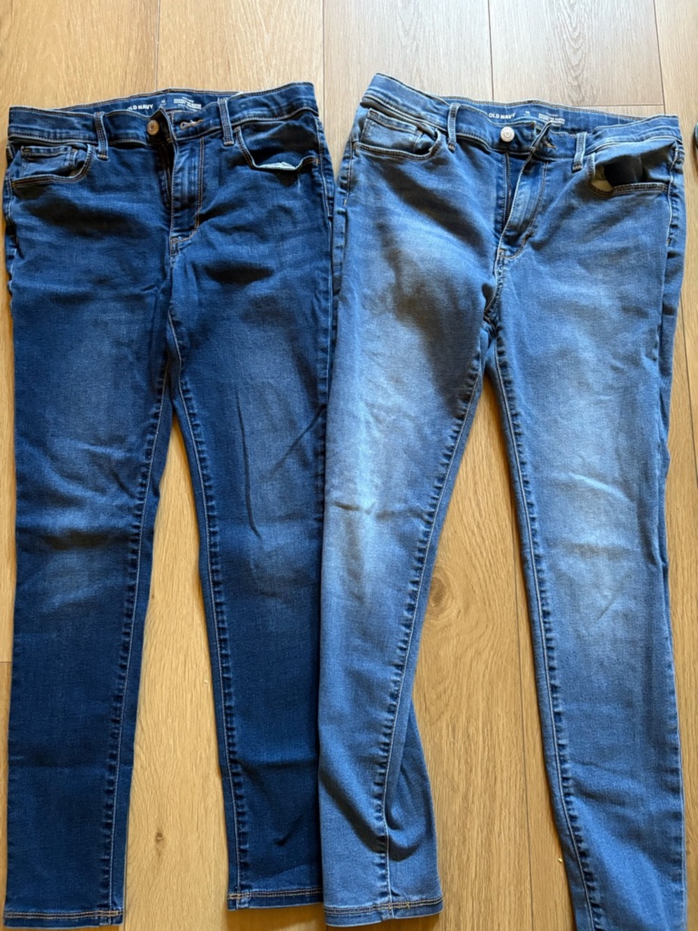 Girls Old Navy Stretch Skinny Jeans - Dark Blue and Light Blue